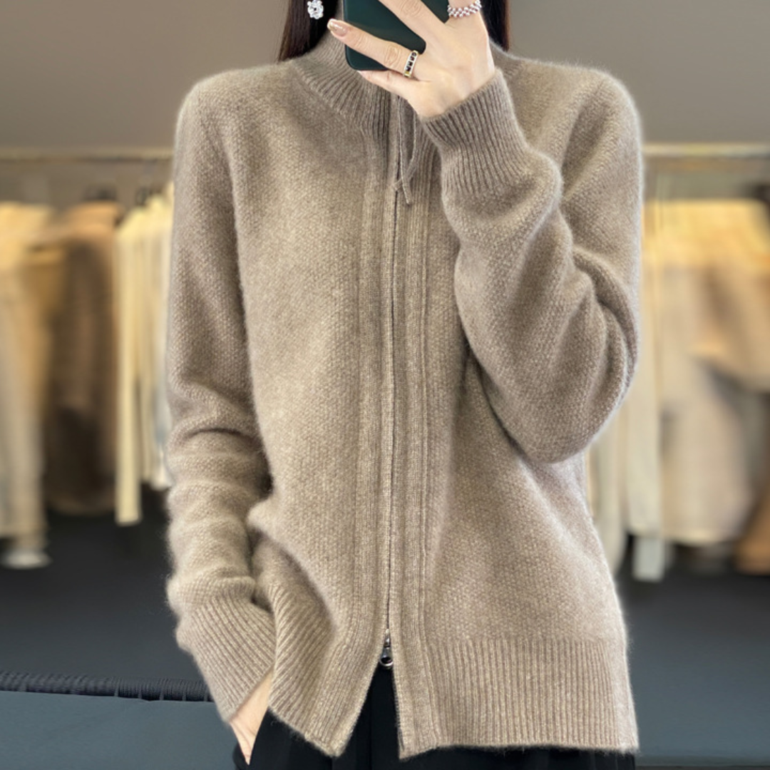 AERIS LONDON™| KATRINA - Minimalist Zip Sweater