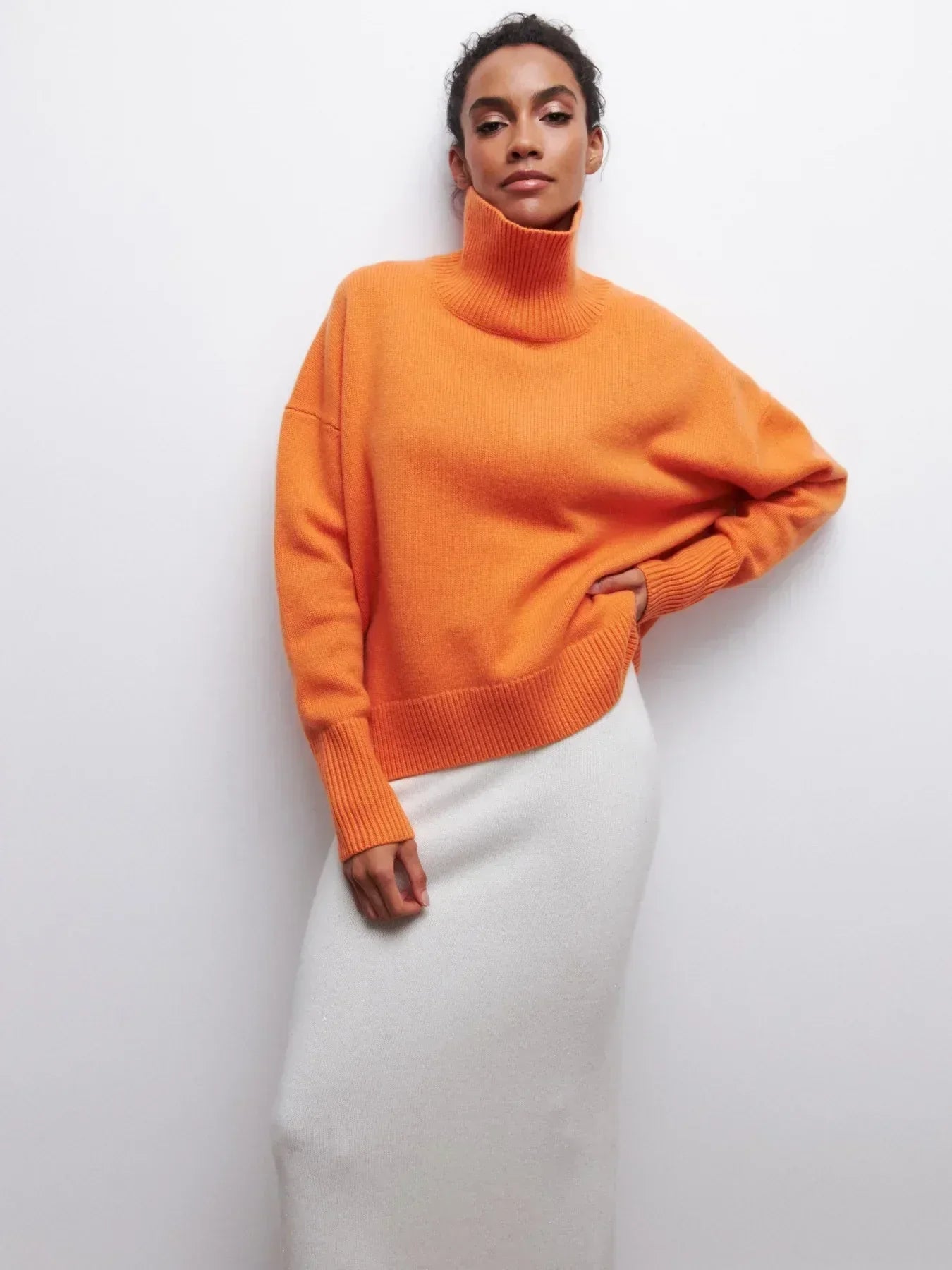 AERIS LONDON™| ALYSSA - Elegant Turtleneck Sweater