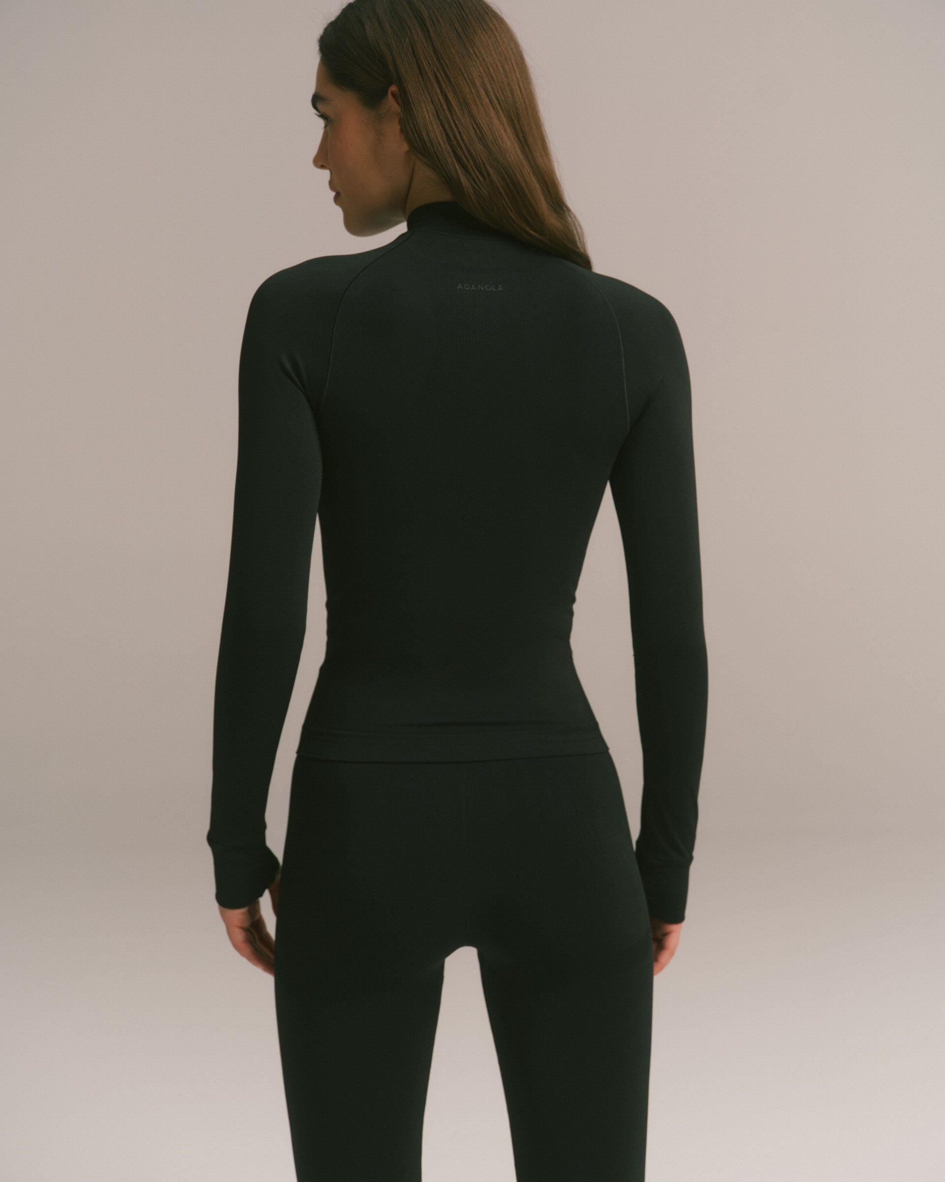 Impact Seamless Zip Up Top - Black