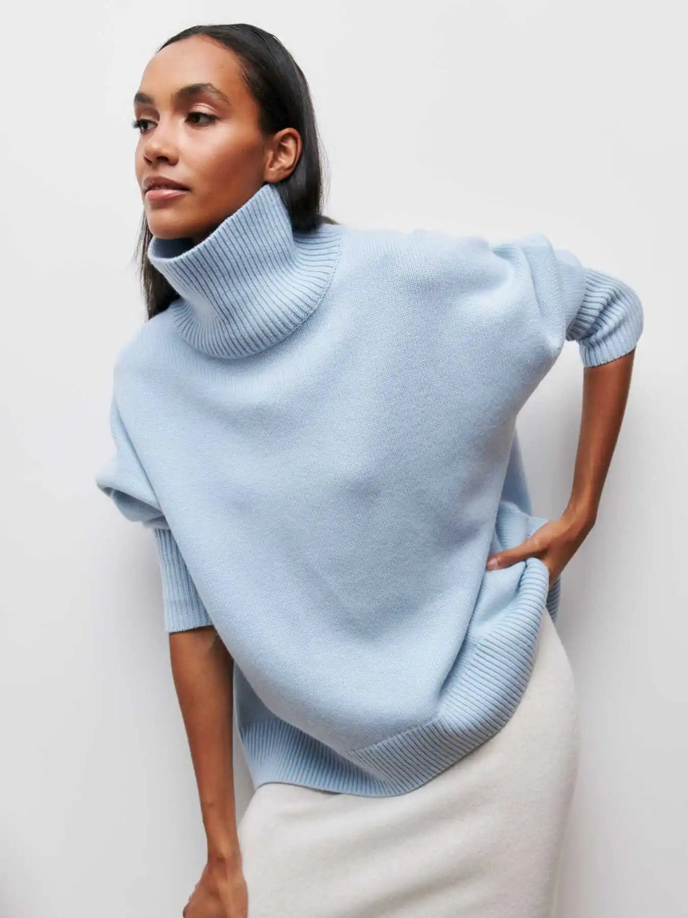 AERIS LONDON™| ALYSSA - Elegant Turtleneck Sweater