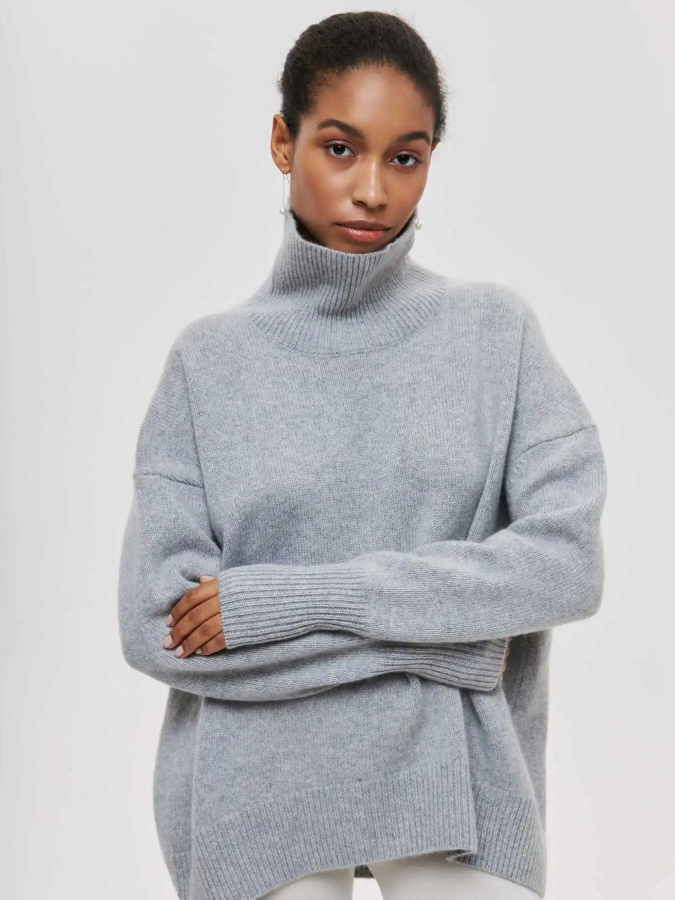 AERIS LONDON™| ALYSSA - Elegant Turtleneck Sweater